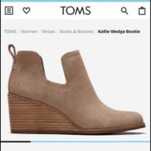 NWT TOMS Kallie Wedge Boots